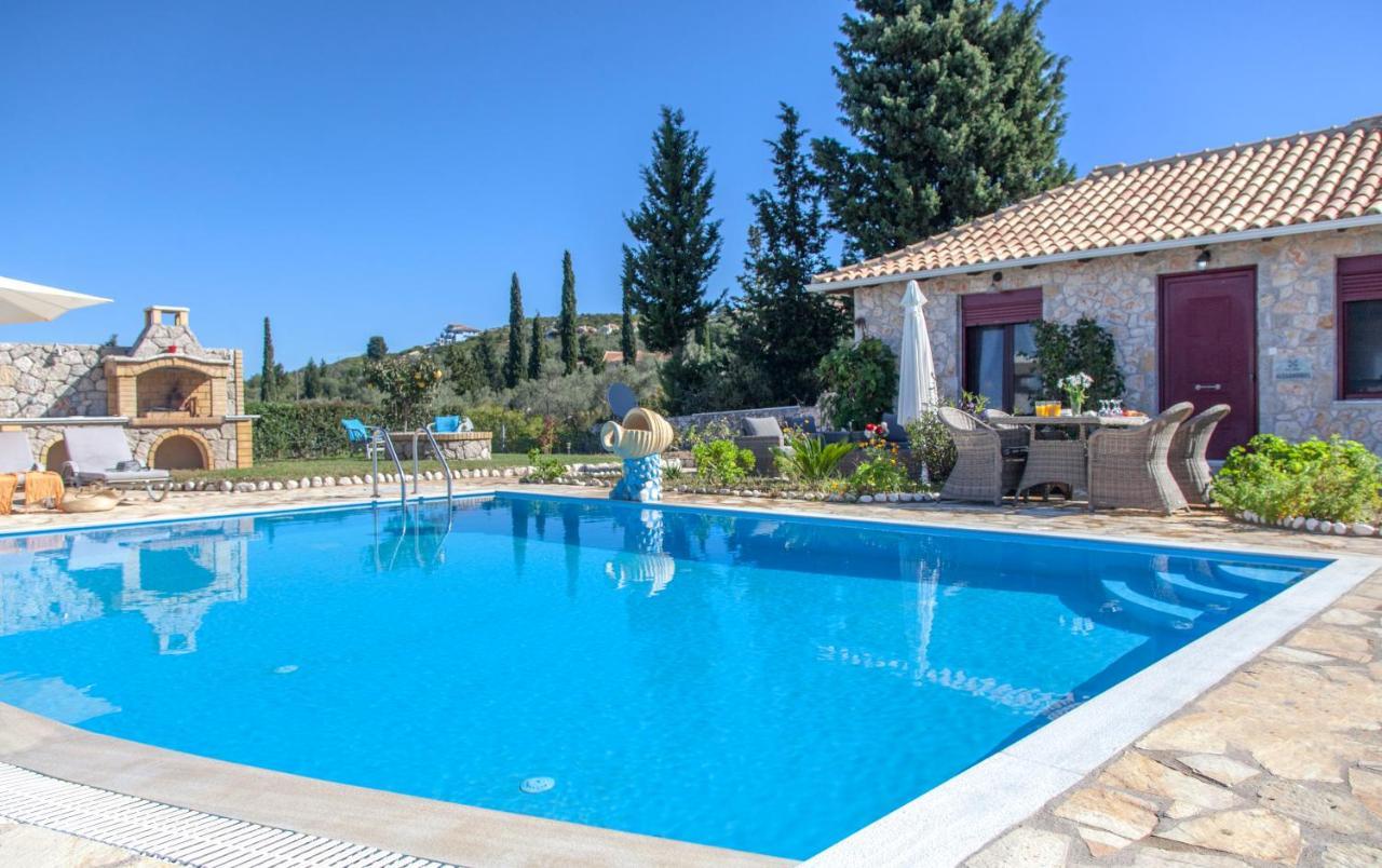 Key Villas Tsoukaladhes Luaran gambar